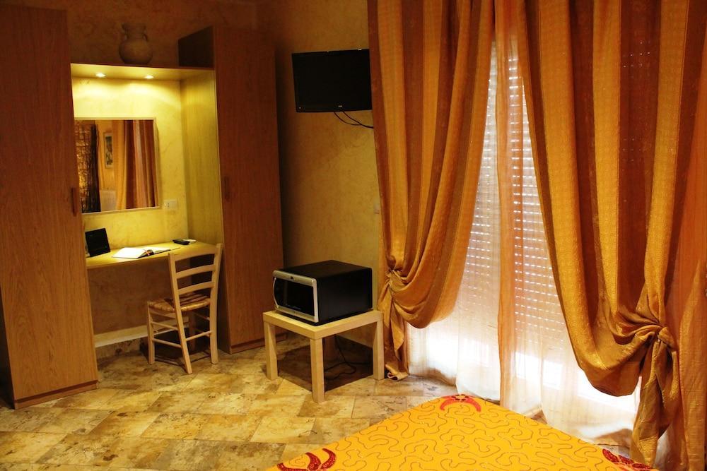 Bed & Breakfast Triskèles 3*